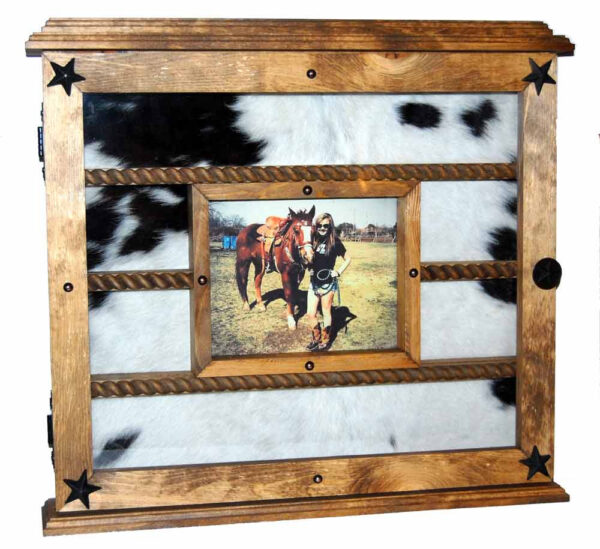 14 Buckle Display Cowhide - Glass Door Front