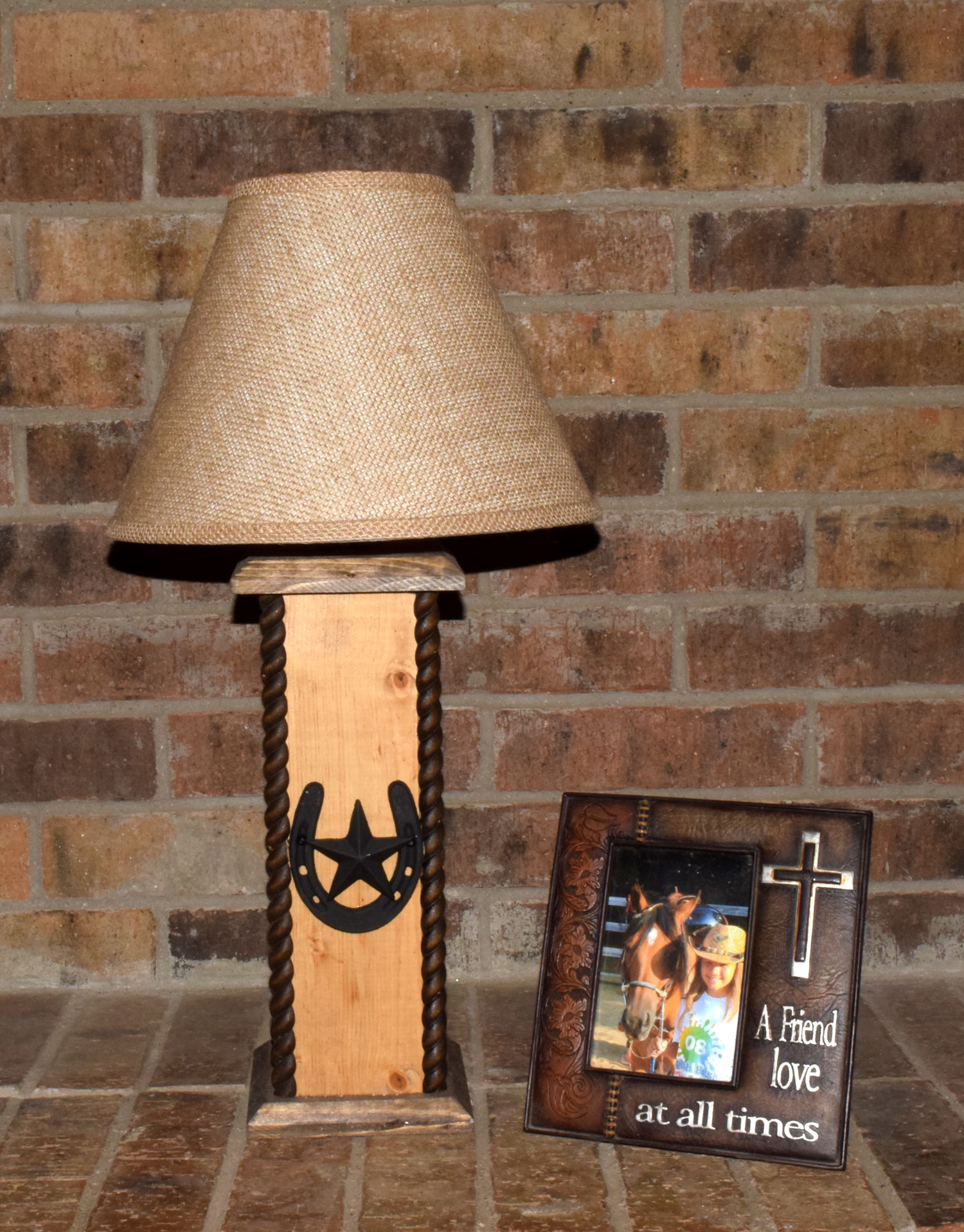 24" Rustic Western Lamps - Star & Horseshoe Table Lamp. These beautiful Western table lamps are perfect for the cabin or your rustic Decor - Image 4